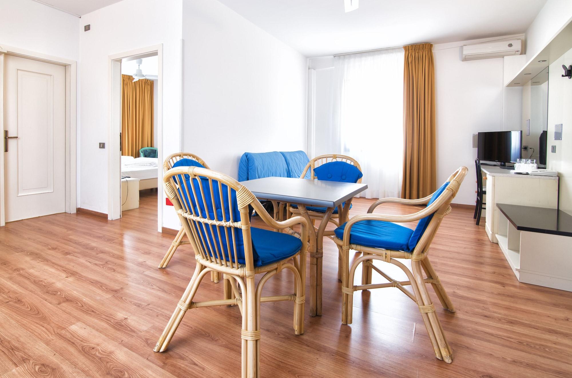 Hi Hotels Riva Del Garda Exterior photo