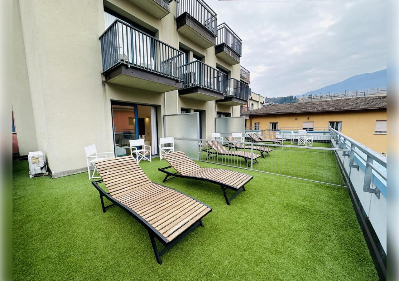 Hi Hotels Riva Del Garda Exterior photo