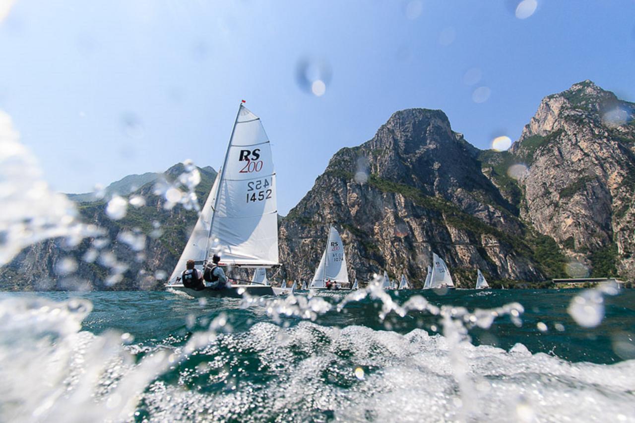 Hi Hotels Riva Del Garda Exterior photo